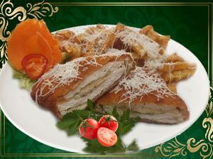 Șnițel pui/porc umplut cu  cașcaval și ciuperci 150gr. / 180 gr.