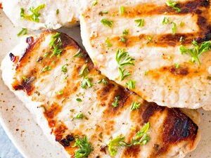 Cotlet de porc grill  140gr. cu bacon
