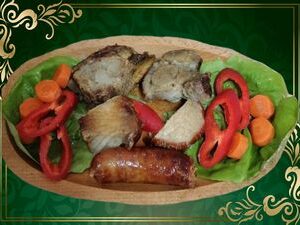 Garniță de porc cu mămăliguță  200gr./200gr.