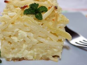 Macaroane cu brânză 300 gr.
